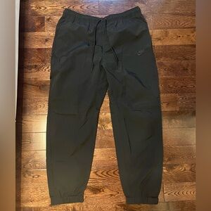 Nike Sportswear Repel Tech Pack Mens Woven Pants